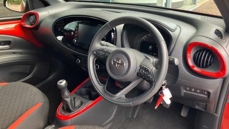 Toyota Aygo X 1.0 VVT-i Edge 5dr Petrol Hatchback